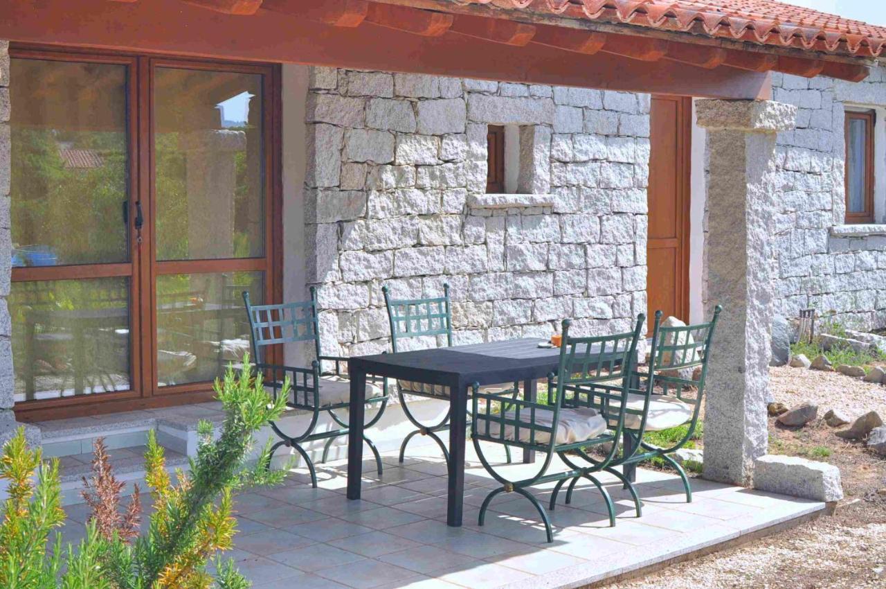 Mare Di Ginepri Apartment Badesi Exterior photo